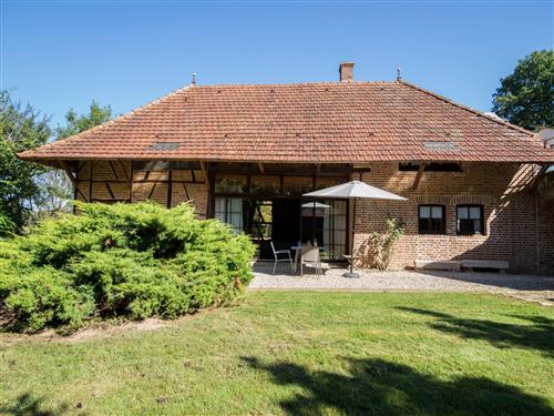 Feriehus / leilighet - 8 personer -  - La Chapelle-Saint-Sauveur - 71310