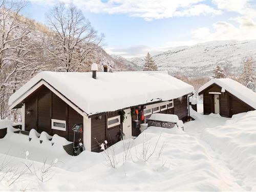 Sommerhus - 8 personer -  - Kråvegen - Kvamskogen - 5650 - Tysse