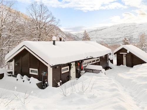 Holiday home - 8 persons -  - Kråvegen - Kvamskogen - 5650 - Tysse
