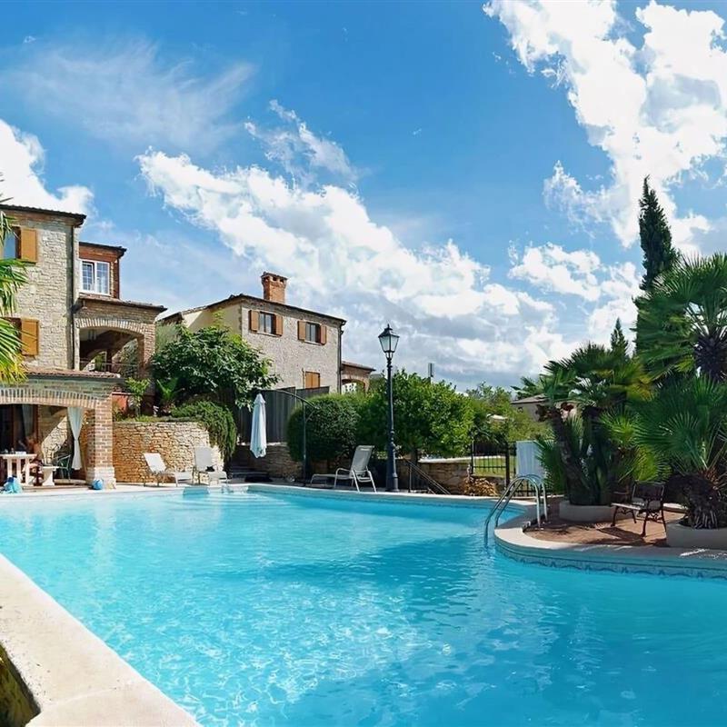 Sommerhus - 9 personer -  - 52464 - Kaštelir