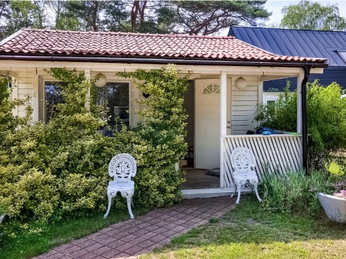 Sommerhus - 4 personer -  - Ljungsätersvägen - Höllviken/Ljunghusen/Näset - 236 41 - Höllviken