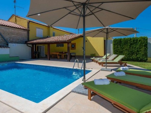 Ferienhaus - 6 Personen -  - 52342 - Svetvincena