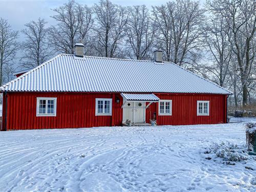 Semesterhus/Semesterlägenhet - 2 personer -  - Hvarsta Gård - 635 13 - Eskilstuna