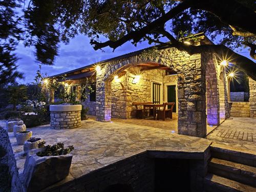 Holiday home - 4 persons -  - 20270 - Vela Luka