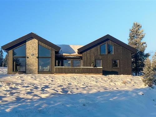 Holiday home - 12 persons -  - Kuvegen - Budor/Løten - 2340 - Løten