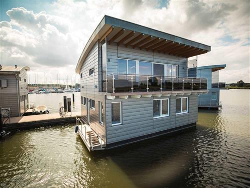 Båt - 6 personer -  - Hafenstr. - 17440 - Kröslin