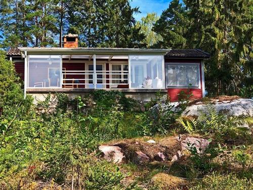 Holiday home - 4 persons -  - Ugglebacken - Österåker - 18497 - Ljusterö