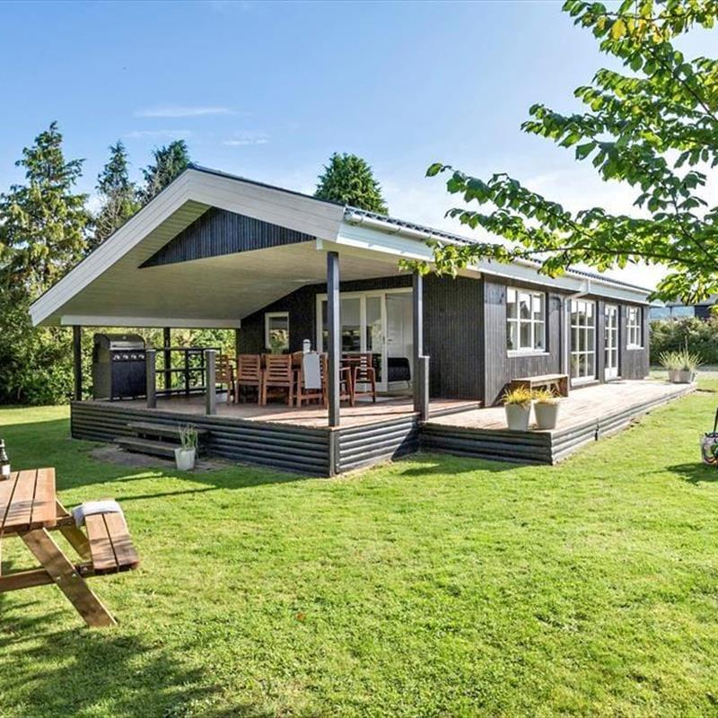 Sommerhus - 8 personer -  - Peter Eriksens Vej - Ajstrup Strand - 8340 - Malling