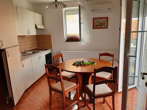 Sommerhus - 2 personer -  - Malinska - 51511 - Malinska