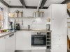 Image 16 - Kitchen