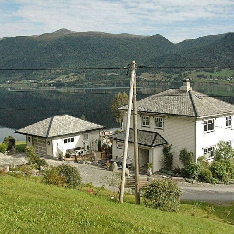  - 11 personer -  - Hardbakkane - Vanylven - 6140 - Møre And Romsdal