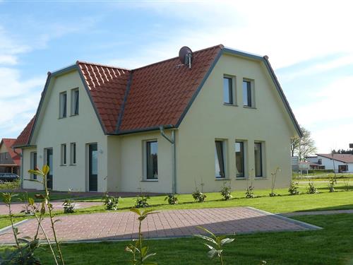 Holiday Home/Apartment - 5 persons -  - 29649 - Wietzendorf