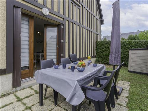 Holiday Home/Apartment - 4 persons -  - Cabourg - 14390