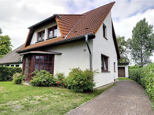 Holiday Home/Apartment - 4 persons -  - Jordanstraße - 18374 - Zingst