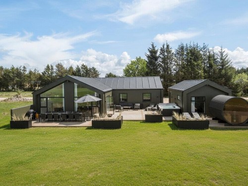 Feriehus - 12 personer -  - Vesterhavs Sletten - 9493 - Saltum
