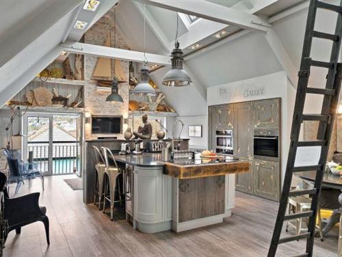 Holiday home - 4 persons -  - TQ6 9bj - Dartmouth