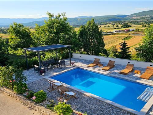 Holiday home - 9 persons -  - Vinjani Gornji - Makarska-Gornji Vinjani - 21260 - Gornji Vinjani