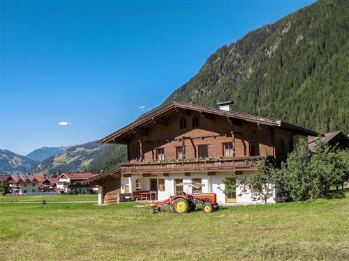 Holiday Home/Apartment - 4 persons -  - Mayrhofen - 6290