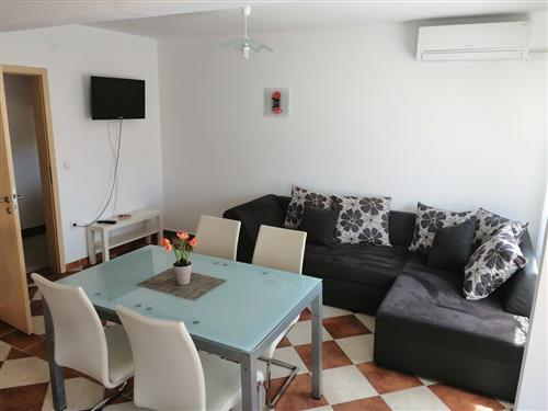 Holiday Home/Apartment - 5 persons -  - Vir - 23234 - Vir