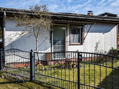Ferienhaus - 4 Personen -  - Ringstraße - Seehof Ot Hundorf - 19069 - Seehof