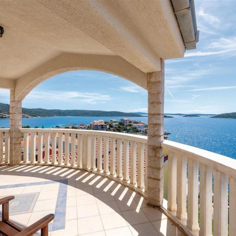 Sommerhus - 14 personer -  - Marina - 21222