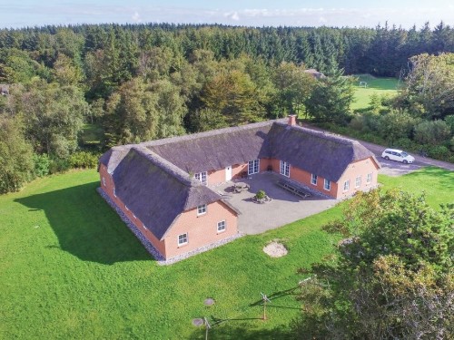 Sommerhus - 24 personer -  - Bækbyvej - Vedersø Klit - 6990 - Ulfborg