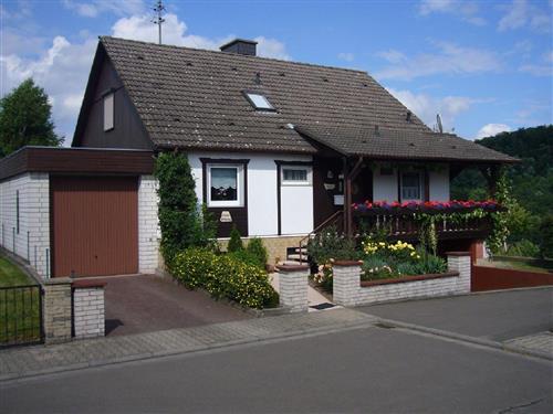 Ferienhaus - 4 Personen -  - Rosenstraße - 67699 - Heiligenmoschel