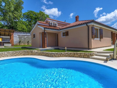 Holiday home - 8 persons -  - Kolumbera - Visnjan- Kolumbera - 52463 - Visnjan