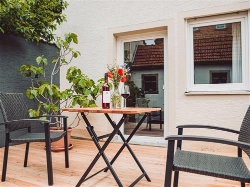 Ferienwohnung - 2 Personen -  - Kirchgasse - 97497 - Dingolshausen