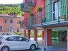 Image 25 - Outside