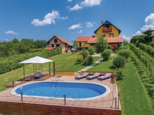Holiday home - 5 persons -  - Martinkovec - Varazdin-Varazdinske Toplice - 42223 - Varazdinske Toplice