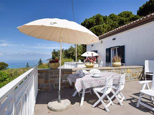 Sommerhus - 3 personer -  - Viale degli Oleandri snc - San Marco Di Castellabate - 84048 - Castellabate