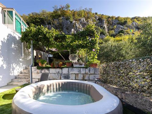 Feriehus - 7 personer -  - Cesta Domovinskog Rata - Makarska - Gornja Brela - 21255 - Gornja Brela