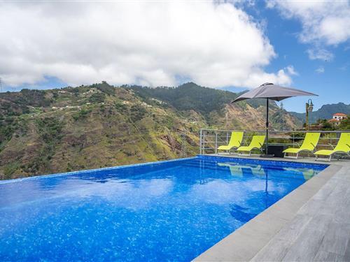 Holiday Home/Apartment - 4 persons -  - Estrada do Cabouco No 146, Rebeira Brava - 9350-133 - Ribeira Brava