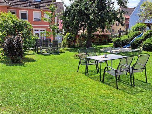  - 4 Personen -  - Hans-Veit-Straße - 91720 - Absberg