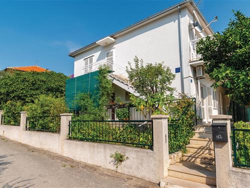 Holiday apartment - 4 persons -  - V.Nazora - Peljesac-Orebic - 20250 - Orebic