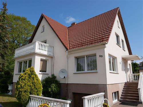 Holiday apartment - 2 persons -  - Friedrich Ebert Ring - 17419 - Ahlbeck (Seebad)