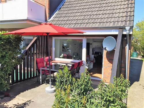 Holiday Home/Apartment - 5 persons -  - Riffweg - 26427 - Bensersiel