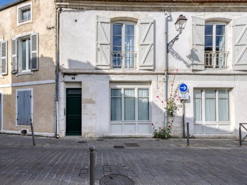 Holiday apartment - 3 persons -  - 16 Rue Sardinerie - 17000 - La Rochelle