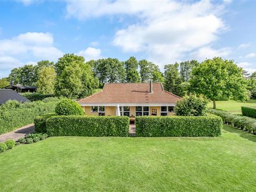 Sommerhus - 8 personer -  - Rønnebærvænget - Hejlsminde - 6094 - Hejls