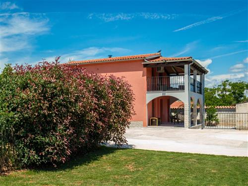 Holiday home - 6 persons -  - Pula - 52100