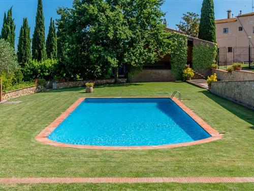 Holiday apartment - 6 persons -  - c/Doctor Francesc Martí, - 17136 - Albons