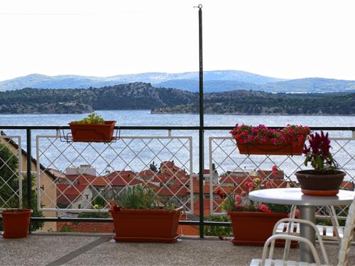 Holiday Home/Apartment - 6 persons -  - Šibenik - 22000 - Šibenik