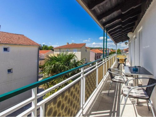 Holiday apartment - 6 persons -  - Kraje - 22211 - Vodice