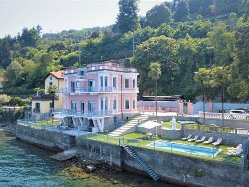 Semesterhus/Semesterlägenhet - 9 personer -  - 28831 - Baveno