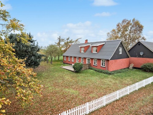 Sommerhus - 10 personer -  - Grammegårdsvej - 3720 - Åkirkeby