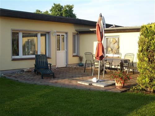 Holiday Home/Apartment - 4 persons -  - Seestrasse - 18211 - Börgerende-Rethwisch