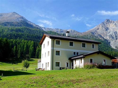 Ferienhaus - 4 Personen -  - Via Val Müstair - 7532 - Tschierv