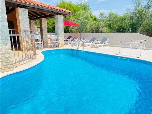 Sommerhus - 6 personer -  - Medulin - 52203