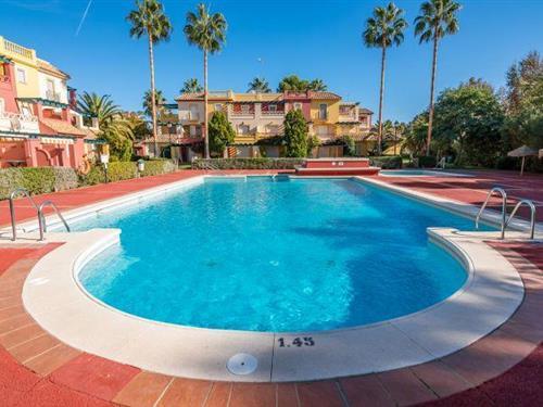 Holiday Home/Apartment - 4 persons -  - 21409 - Isla Canela